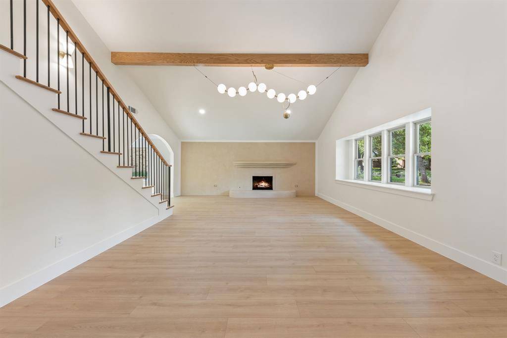 1425 Tiffany Forest Lane, Grapevine, TX 76051