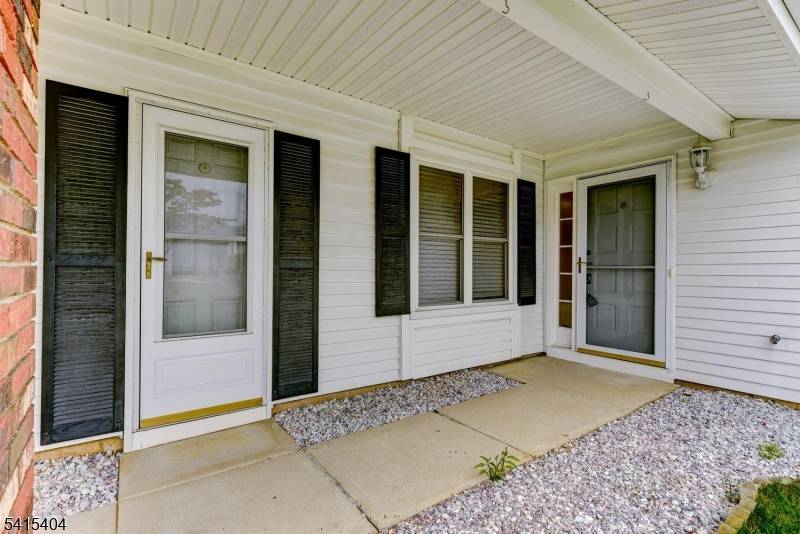 272C Convent Rd, Monroe Twp., NJ 08831