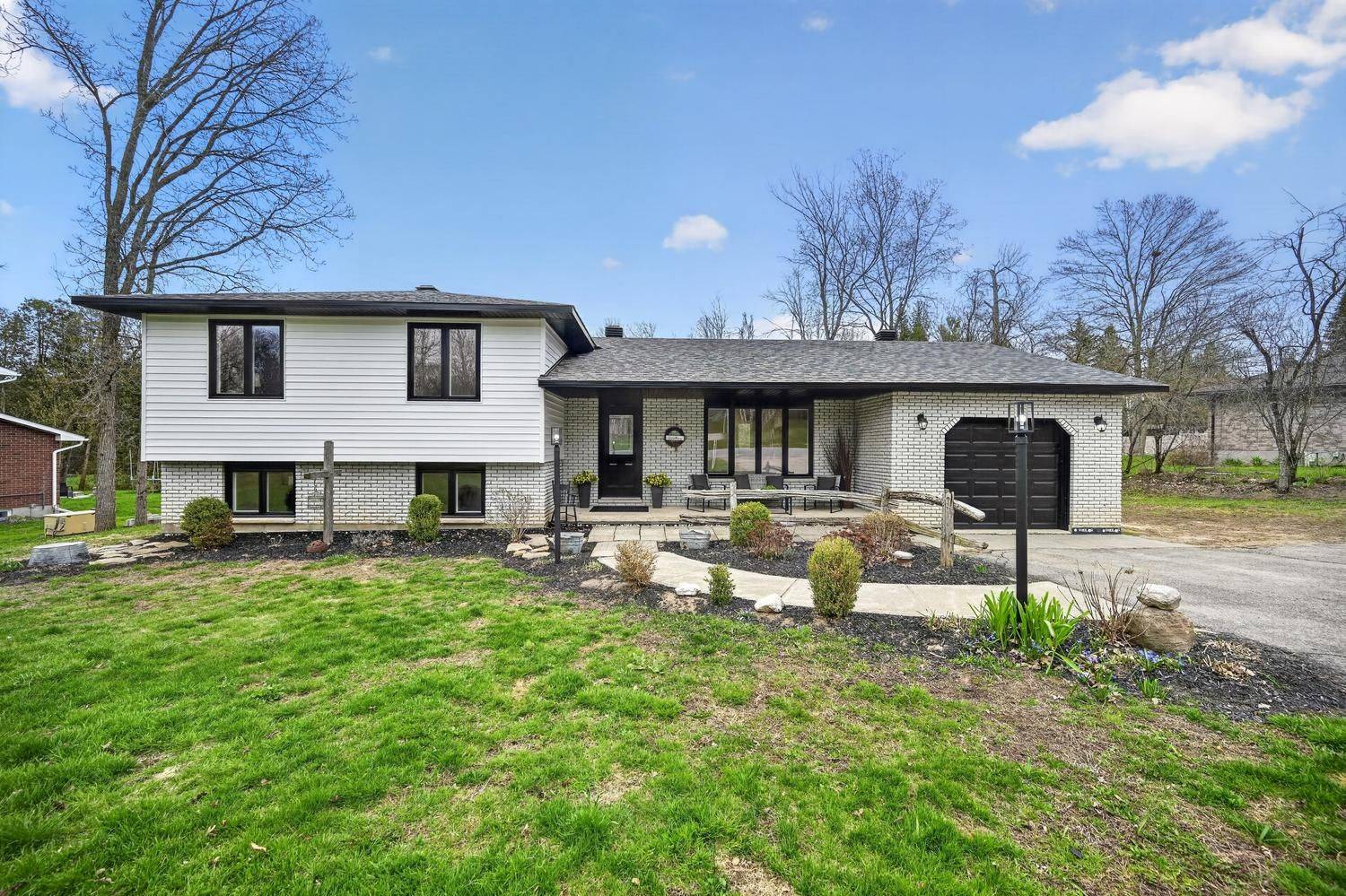 9 Willow DR, Augusta, ON K0E 1P0