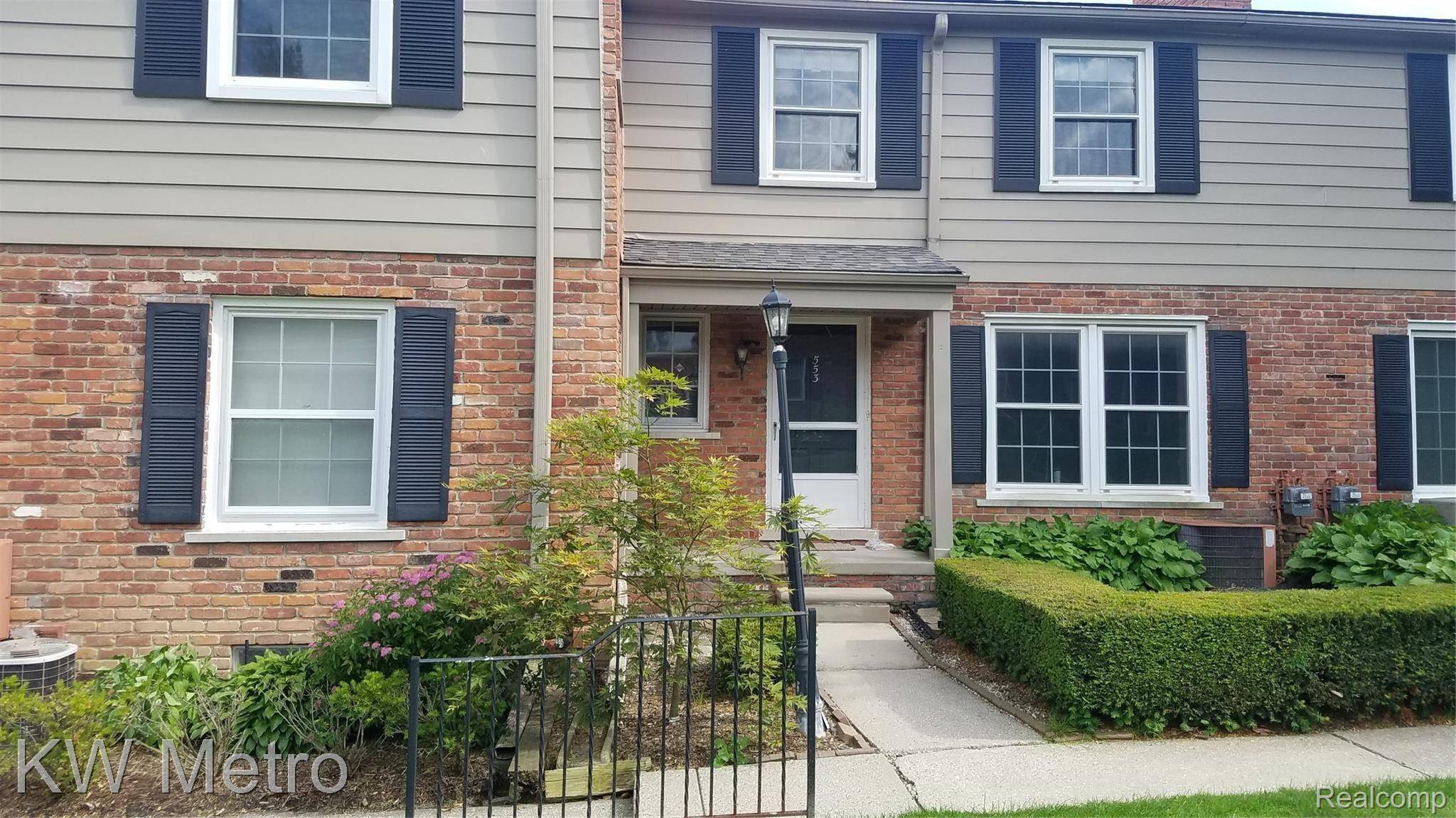 553 N OLD WOODWARD AVE, Birmingham, MI 48009
