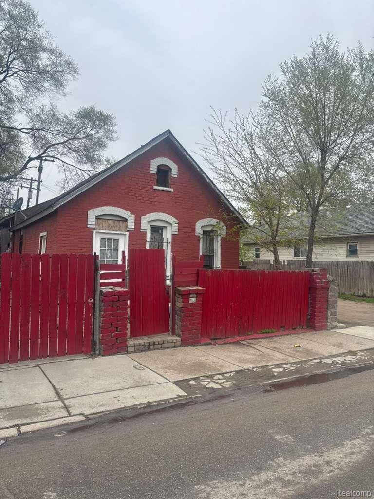 6230 Horatio ST, Detroit, MI 48210