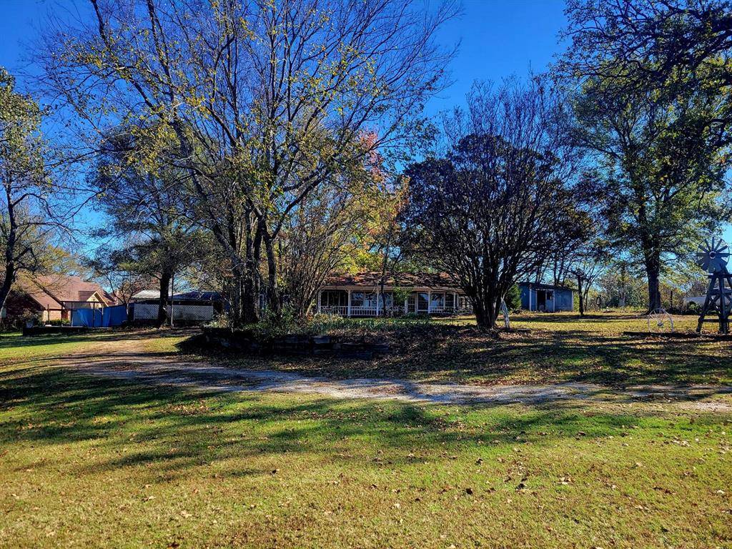 2482 Fm 2946, Emory, TX 75440