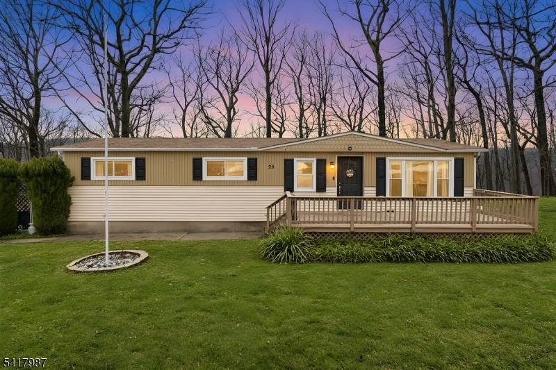 23 Mark Dr, High Bridge Boro, NJ 08829