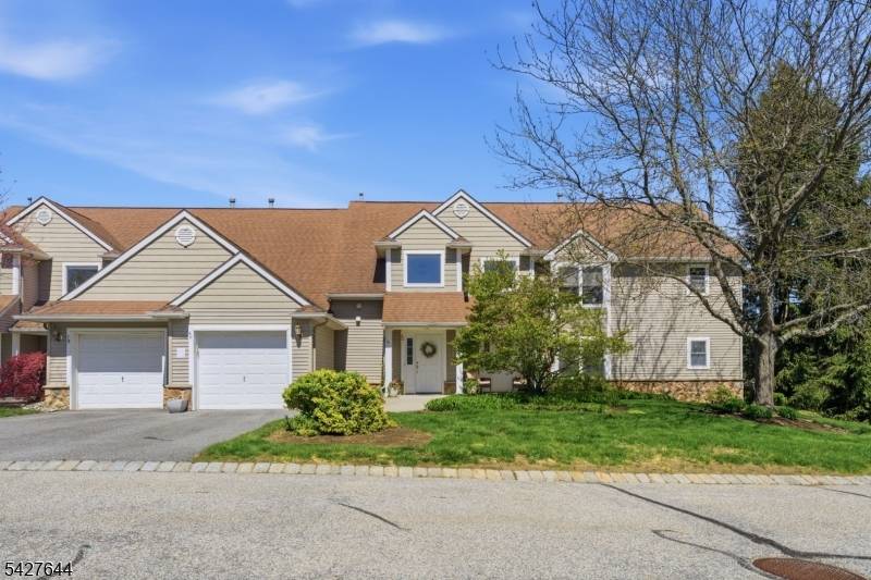 38 Bourne Circle #38, Hardyston Twp., NJ 07419