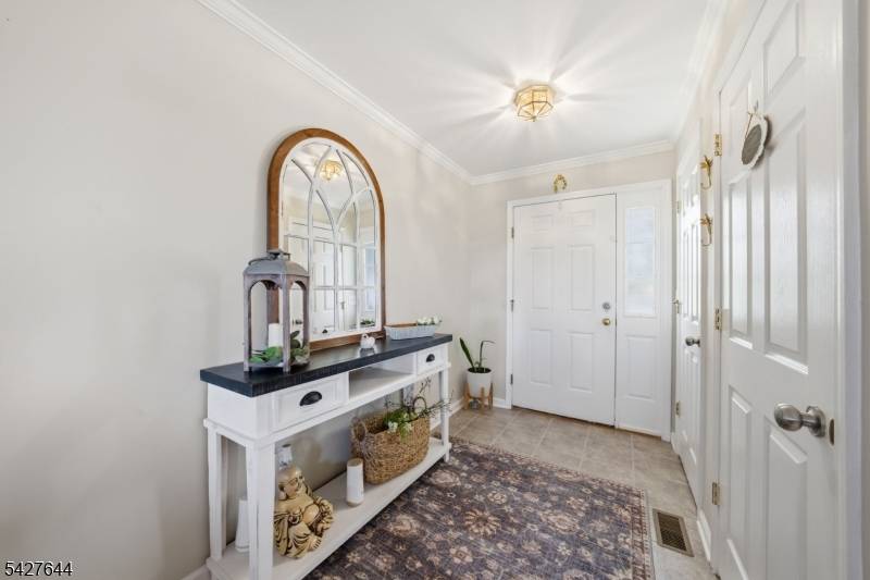 38 Bourne Circle #38, Hardyston Twp., NJ 07419