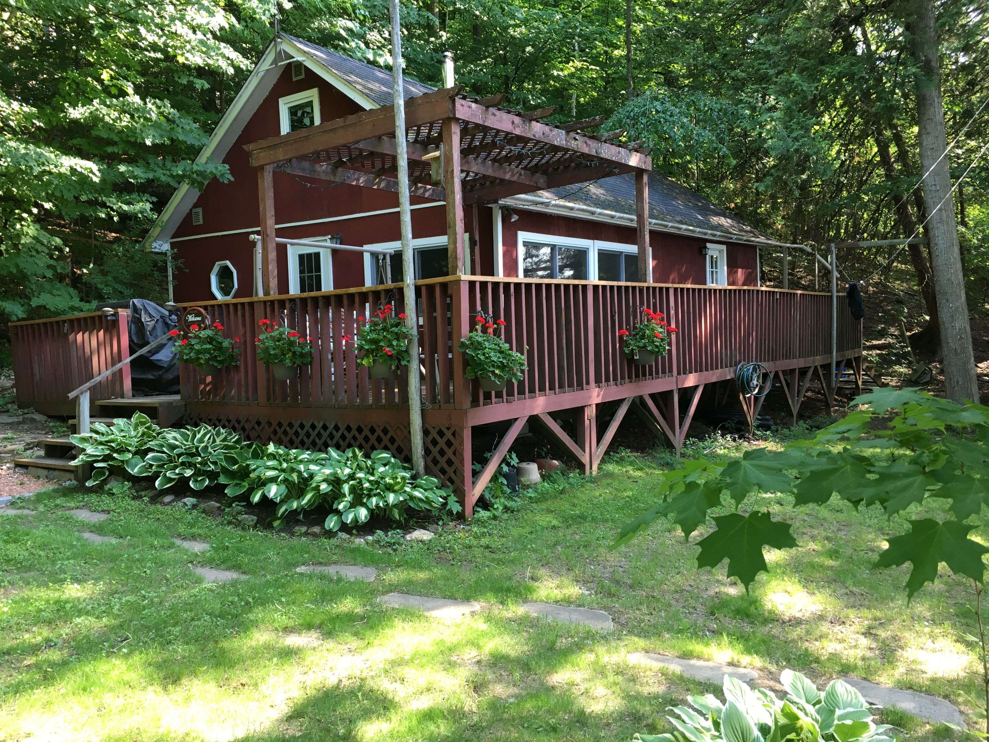 102 Keepsake LN, Rideau Lakes, ON K0G 1X0