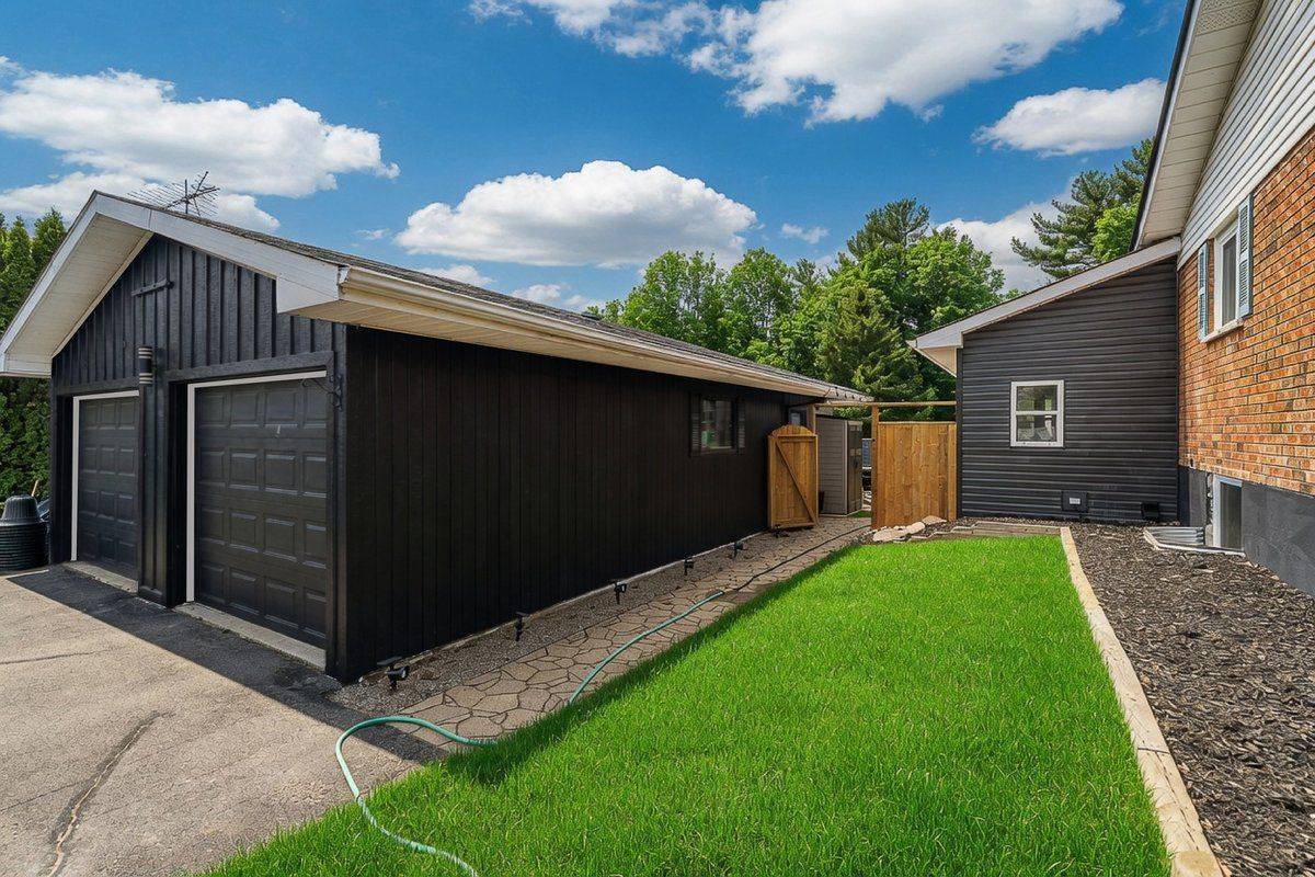 194 Clitheroe RD, Alnwick/haldimand, ON K0K 2G0