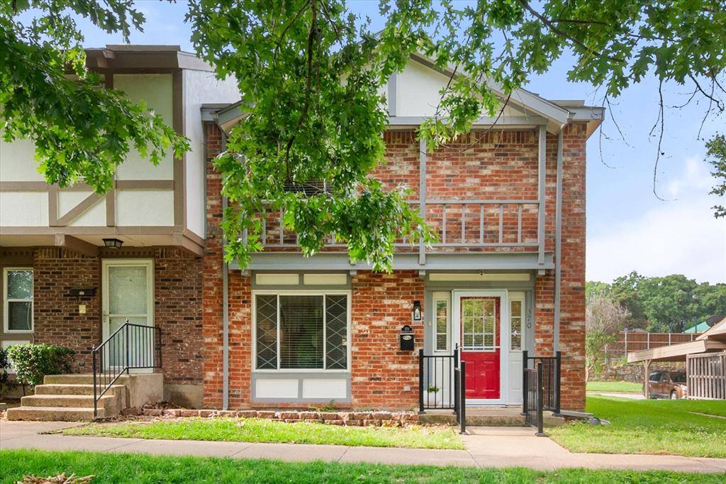 370 Westview Terrace, Arlington, TX 76013