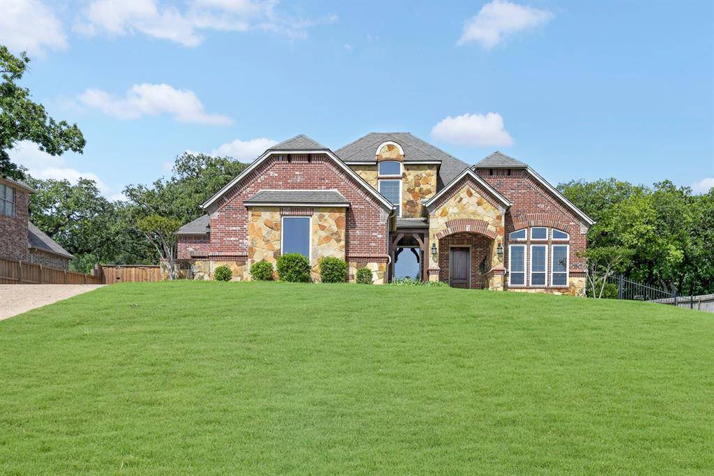 12601 Indian Creek Drive, Fort Worth, TX 76179