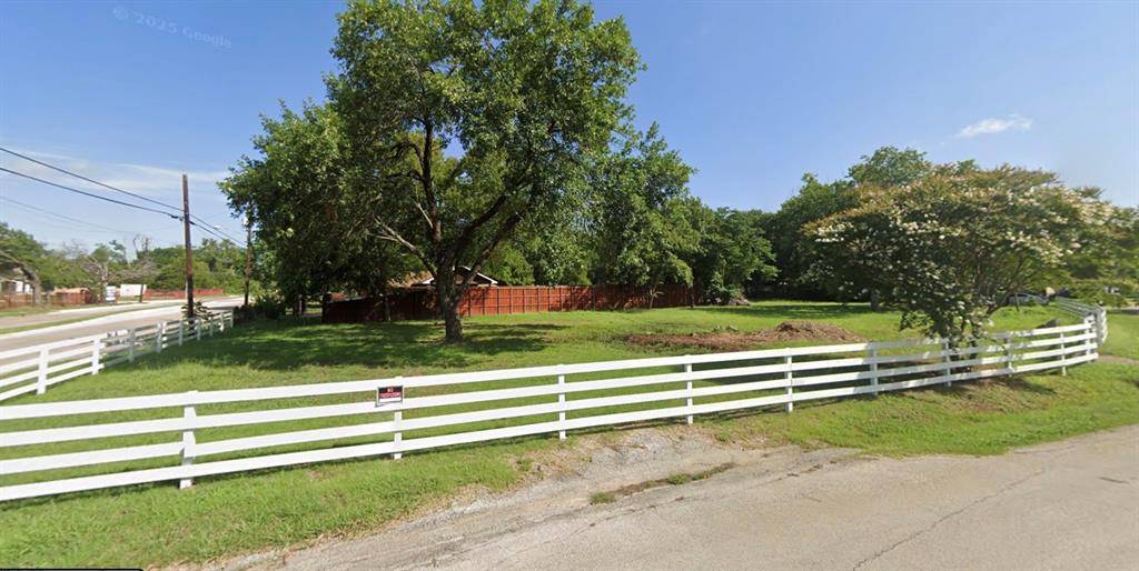 939 & 933 Applegate Drive, Dallas, TX 75253