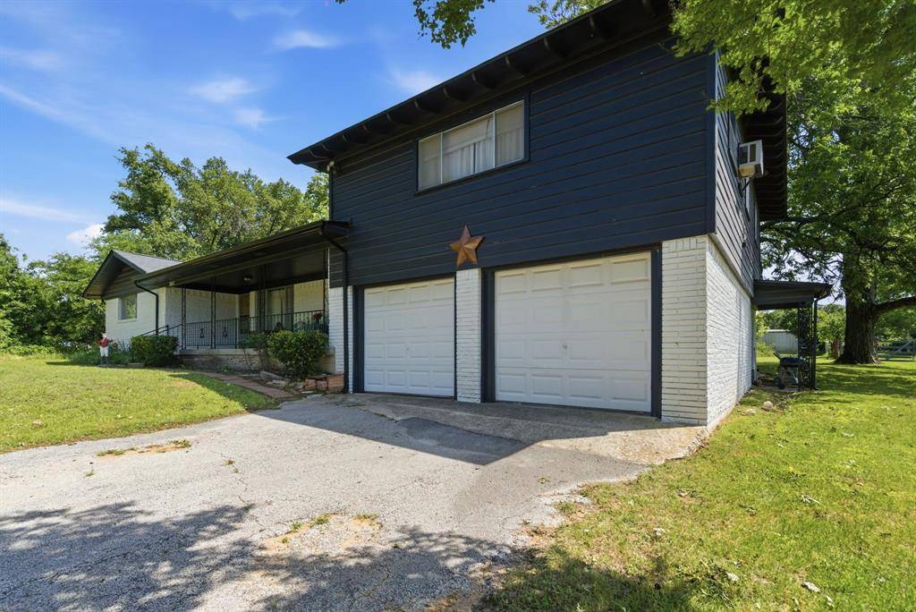 7485 Portwood Road, Azle, TX 76020