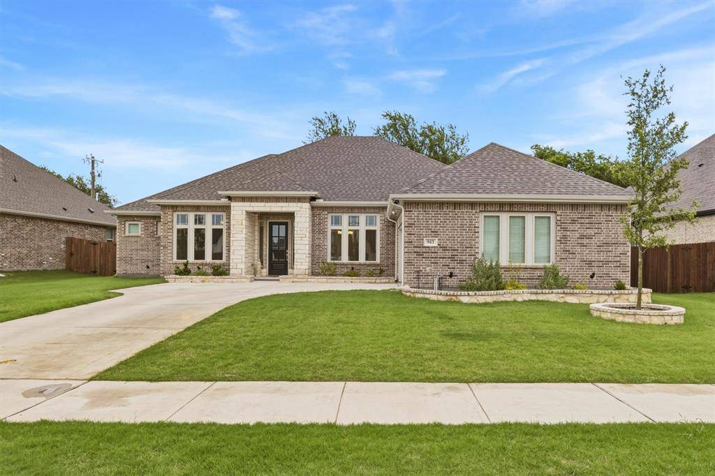 943 Richard Pittmon Drive, Desoto, TX 75115