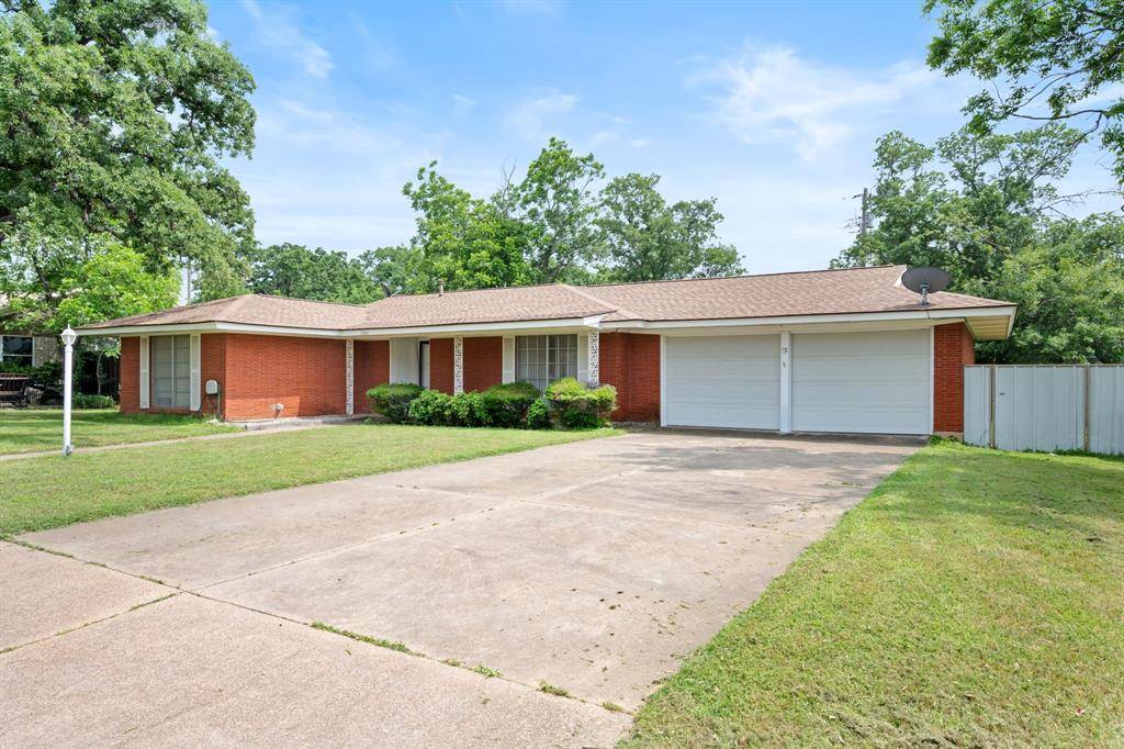 2300 SE 9th Street, Mineral Wells, TX 76067