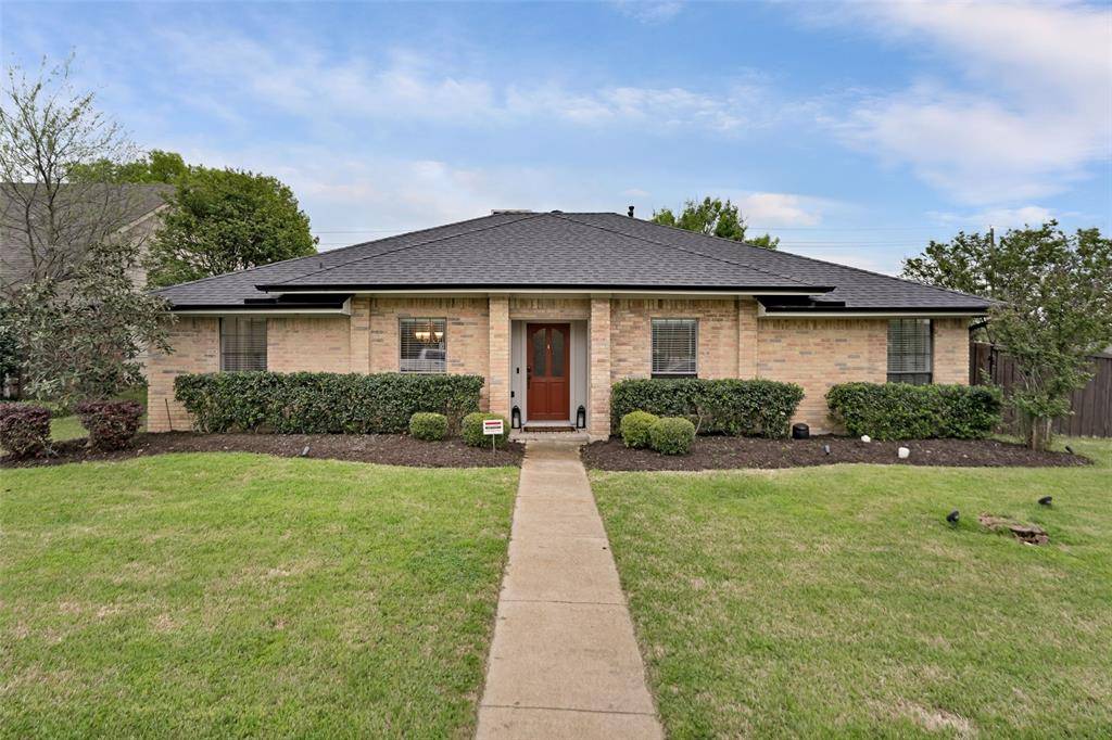 2600 Summertree Drive, Carrollton, TX 75006