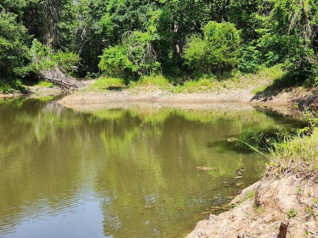 000 County Road 1270, Alvord, TX 76225