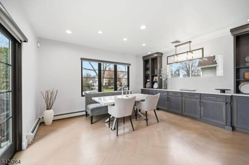 11 Ashton Pl, Glen Rock Boro, NJ 07452