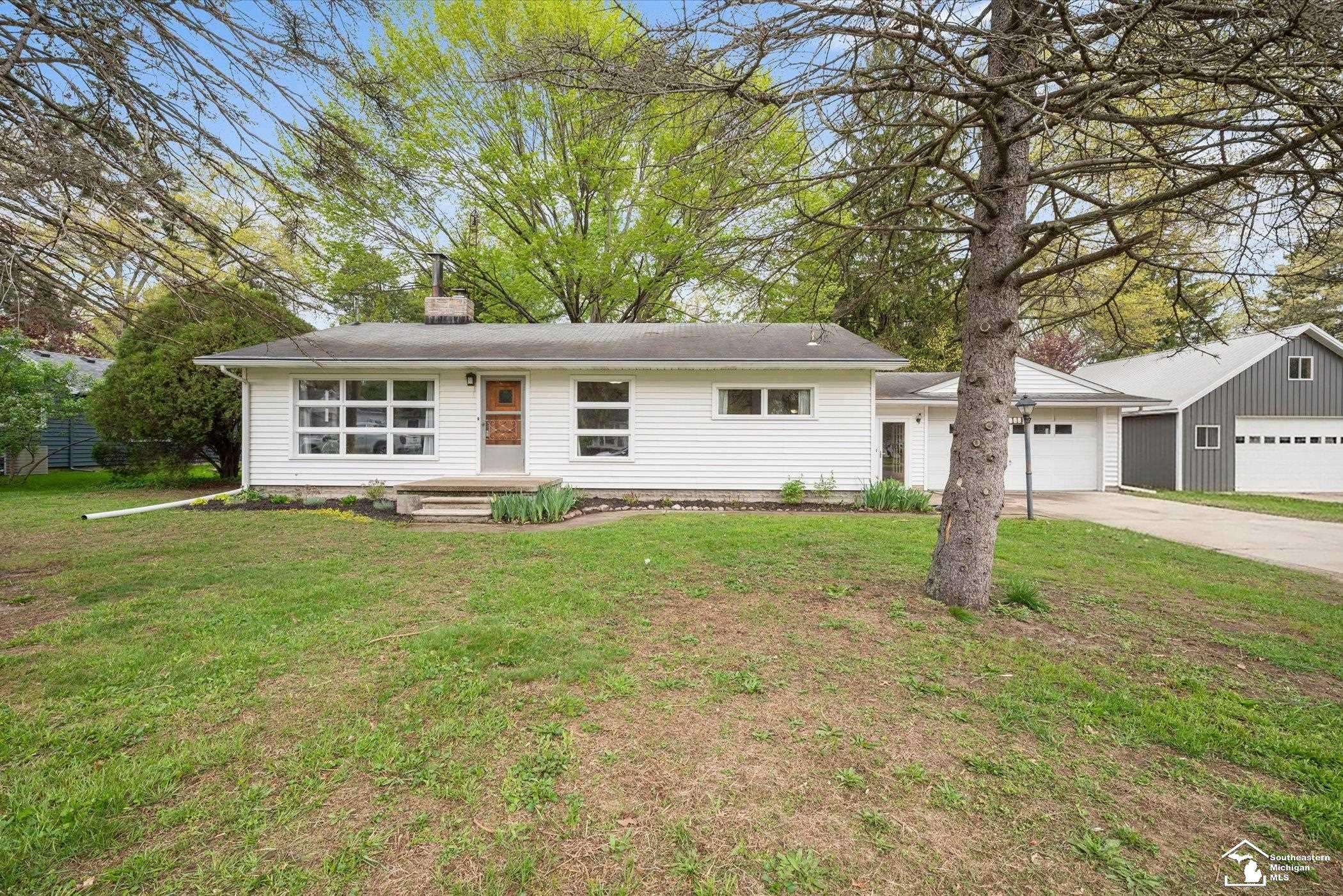 1128 S Park DR, Bedfordtownship_monroe, MI 48182