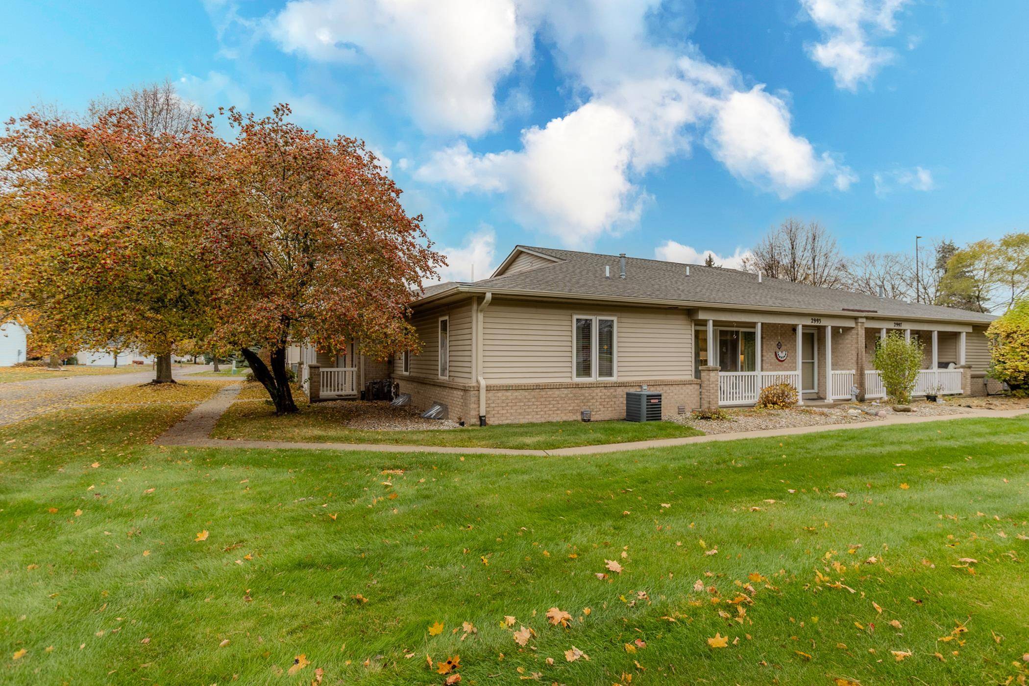 2993 Emerald ISLE, Garfield Twp, MI 49684