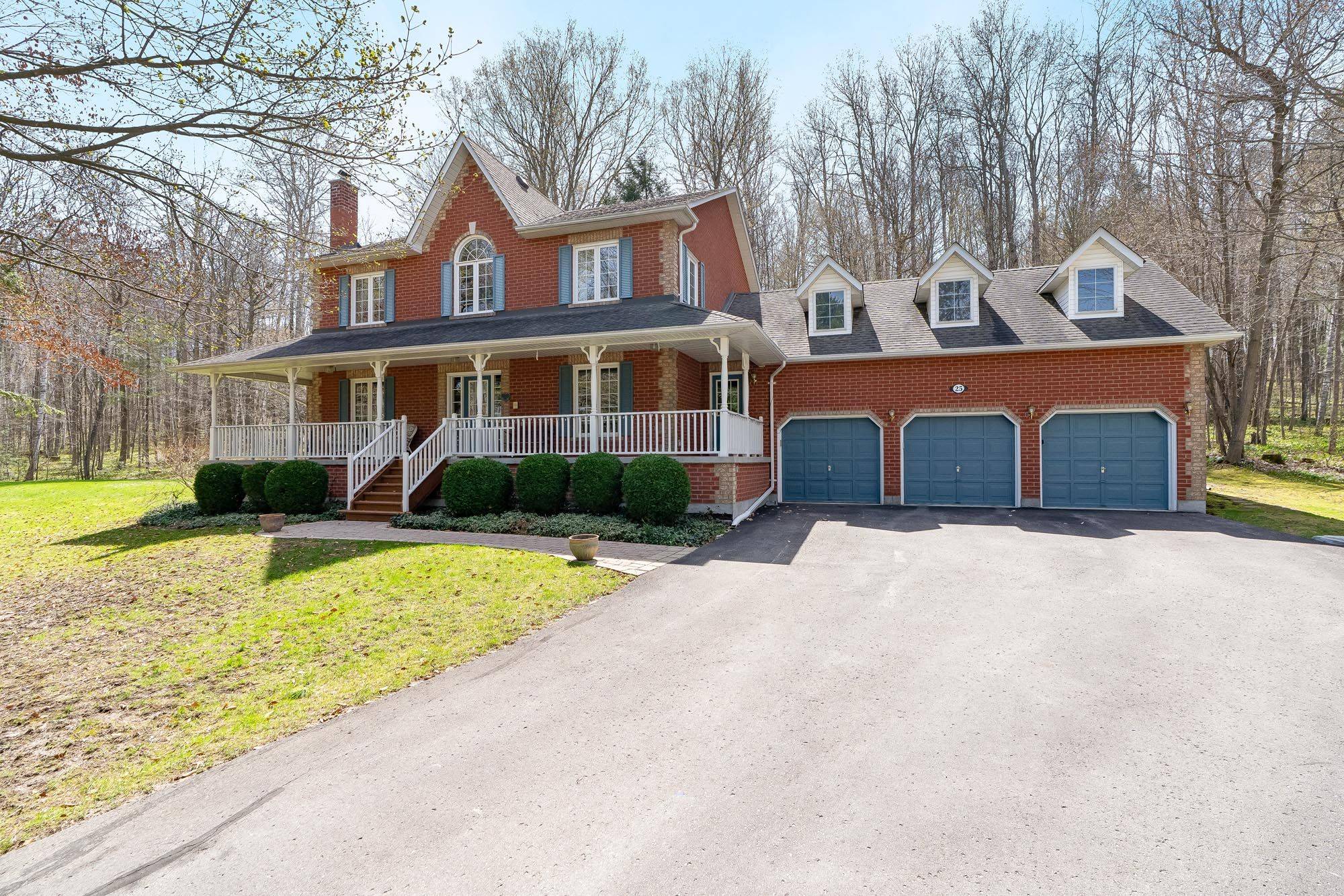25 Averill CT, Bradford West Gwillimbury, ON L0G 1A0