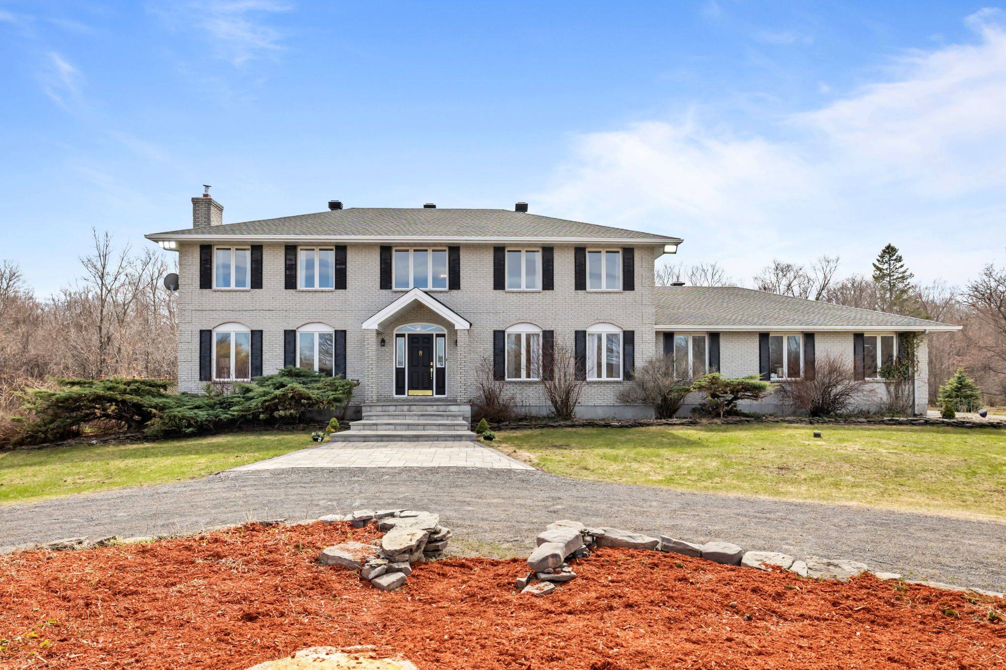 2025 Sixth Line RD, Kanata, ON K0A 1T0