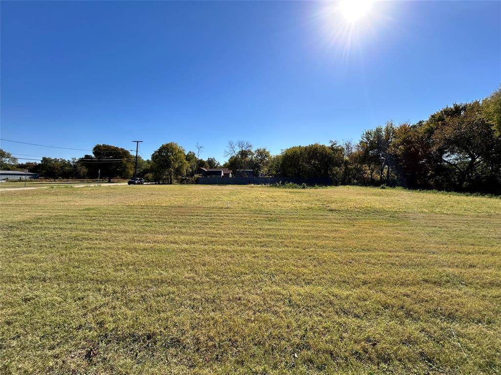 2115 Solona Street, Haltom City, TX 76117