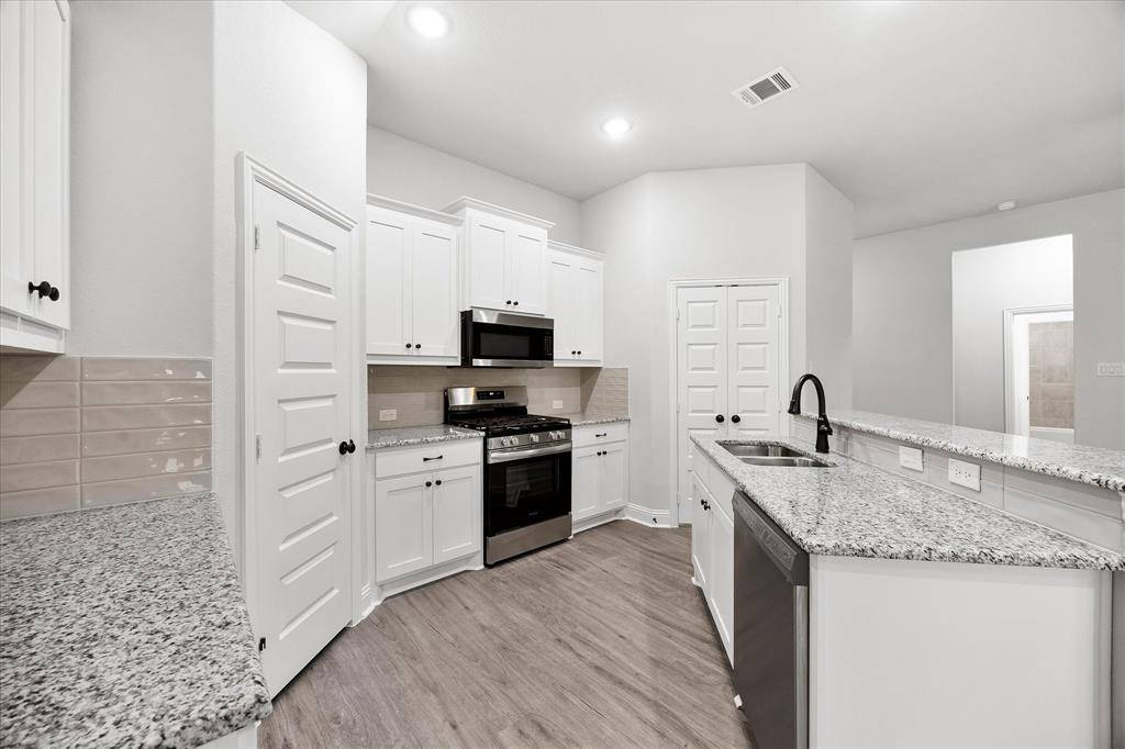 3800 Arrowchop Drive, Caddo Mills, TX 75135