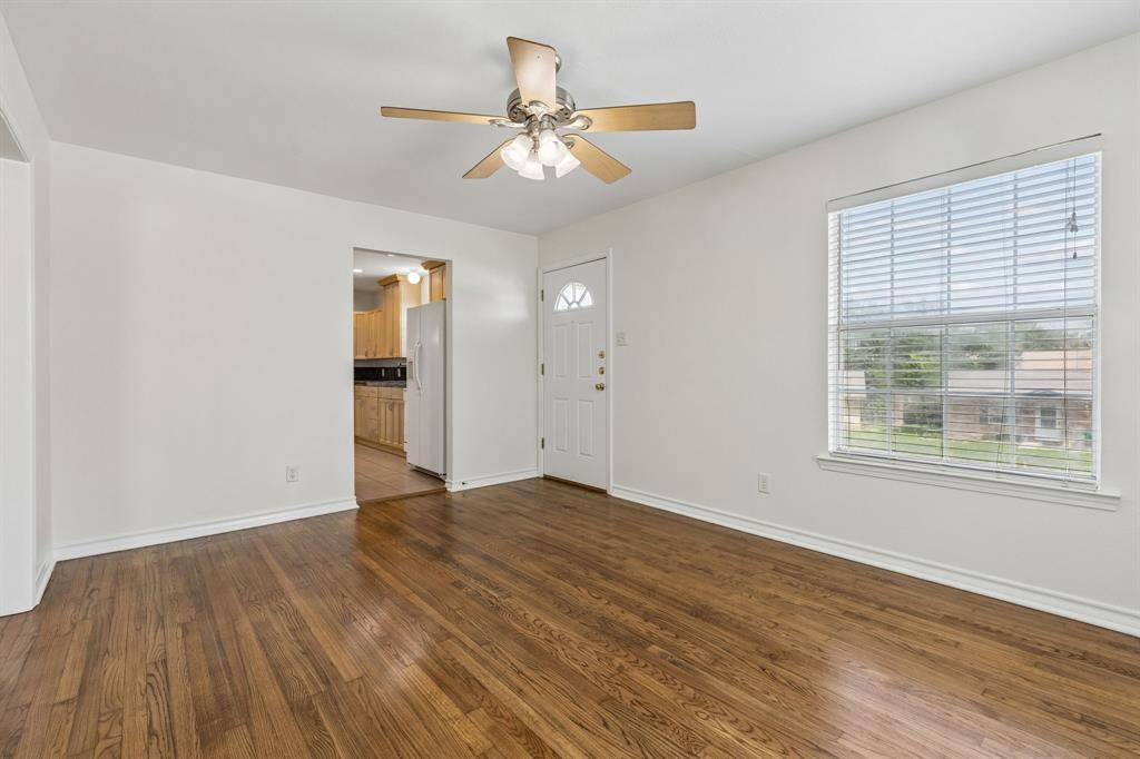 1516 Baxley Street, Carrollton, TX 75006