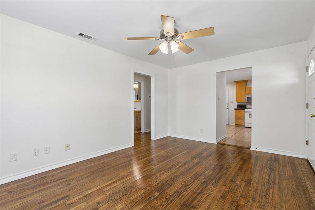 1516 Baxley Street, Carrollton, TX 75006