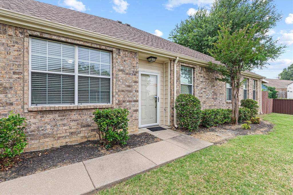 2384 San Jacinto Drive, Lewisville, TX 75067