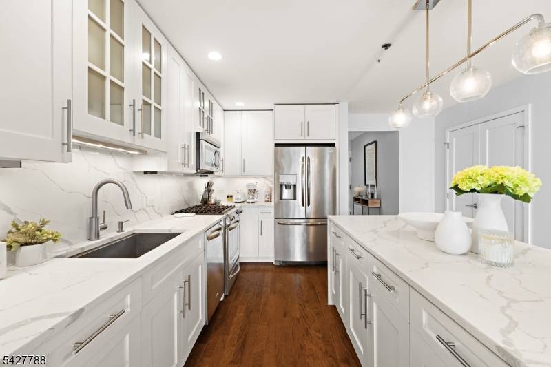 1125 Maxwell Ln #1115, Hoboken City, NJ 07030