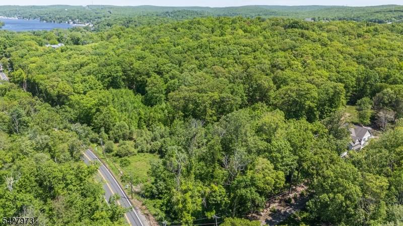 174 Espanong Rd, Jefferson Twp., NJ 07849