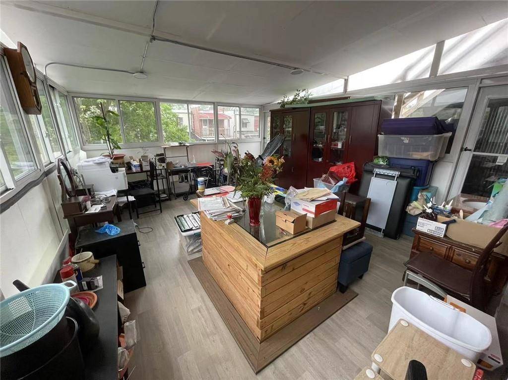 186 Dahill RD, Brooklyn, NY 11218
