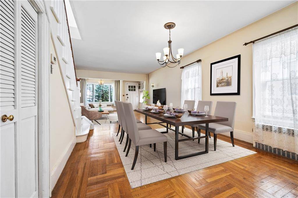 52 77th ST, Brooklyn, NY 11209