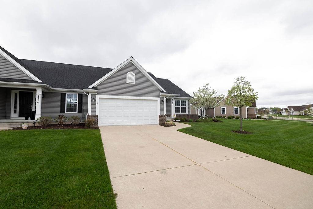 1212 Wineleaf LN, Dewittcity_clinton, MI 48820