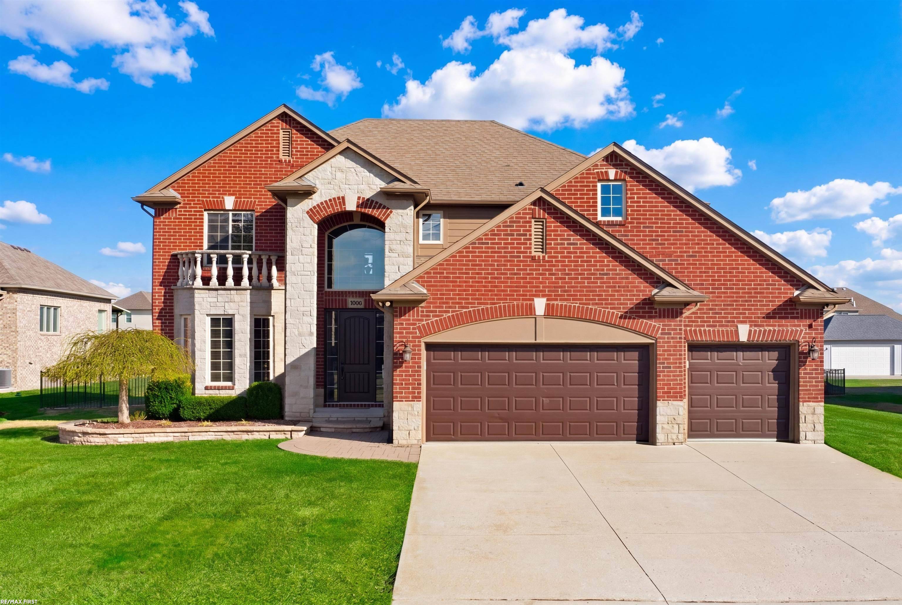 18081 25 Mile RD, Macomb Twp, MI 48042