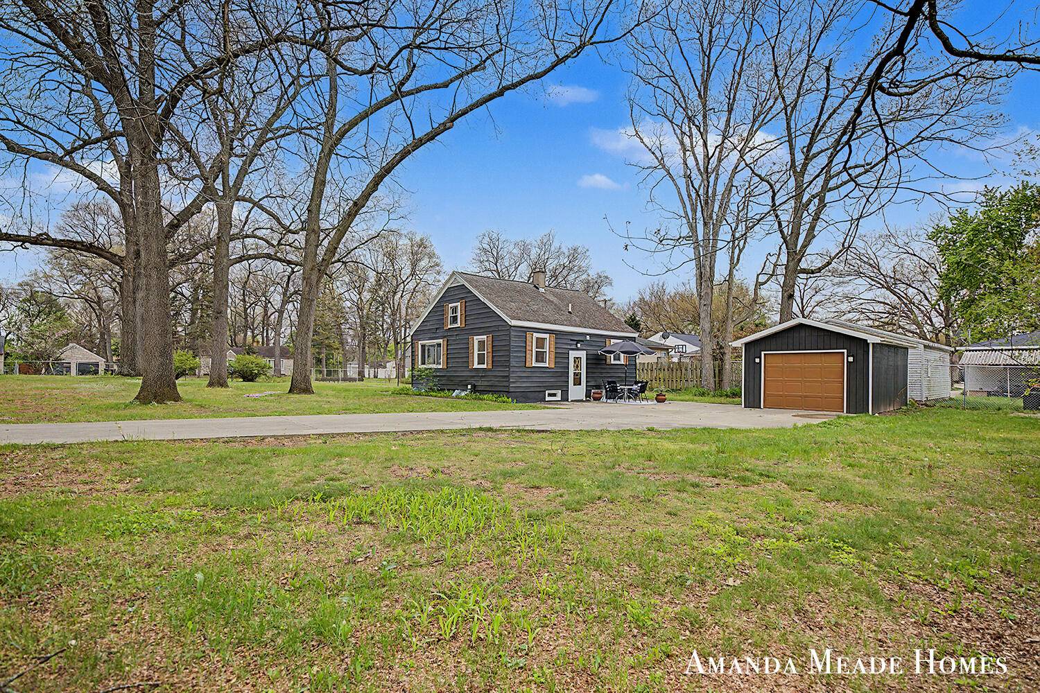 1223 40th ST SW, City Of Wyoming, MI 49509