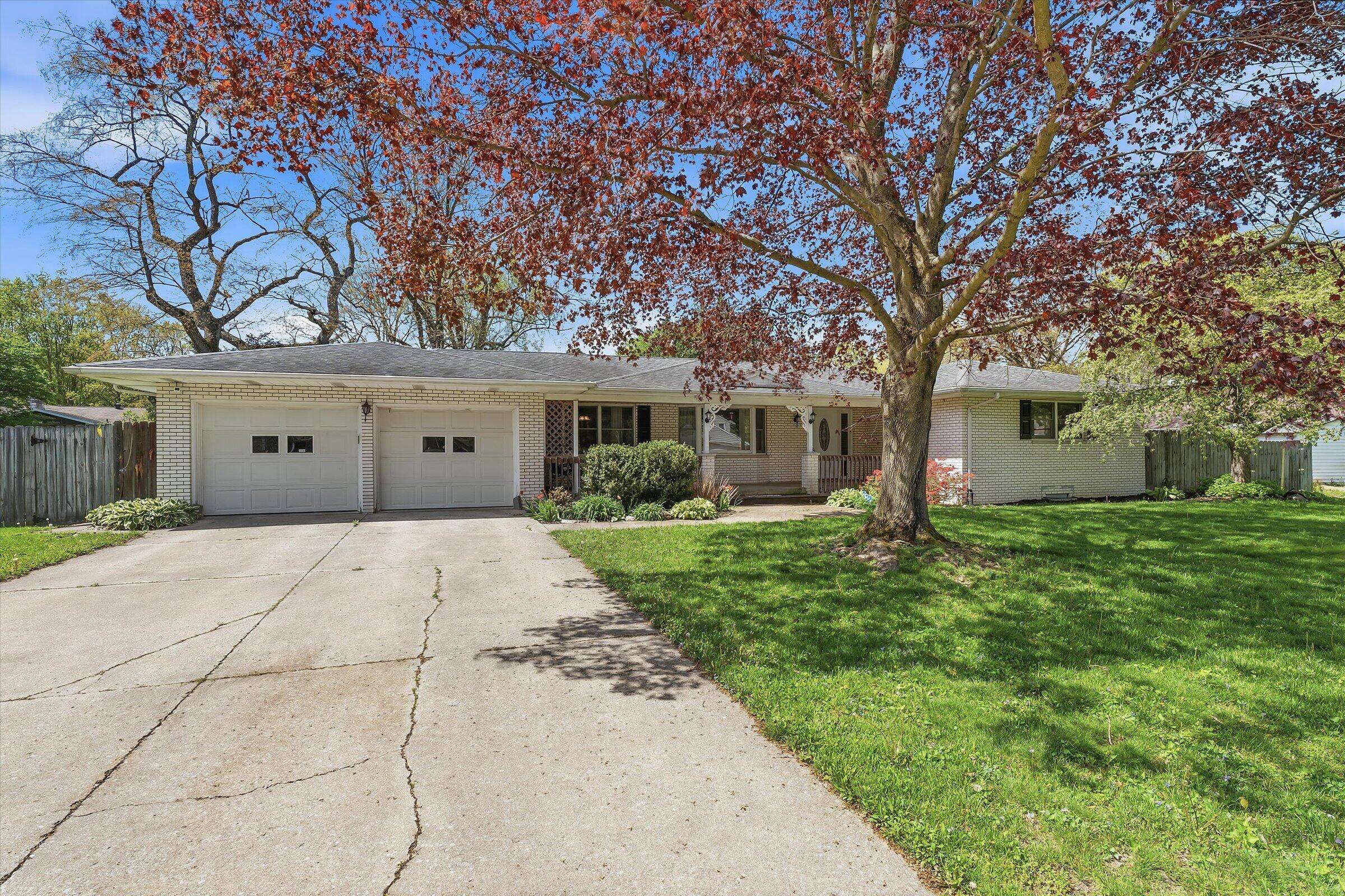 1114 Miami RD, Niles City, MI 49120