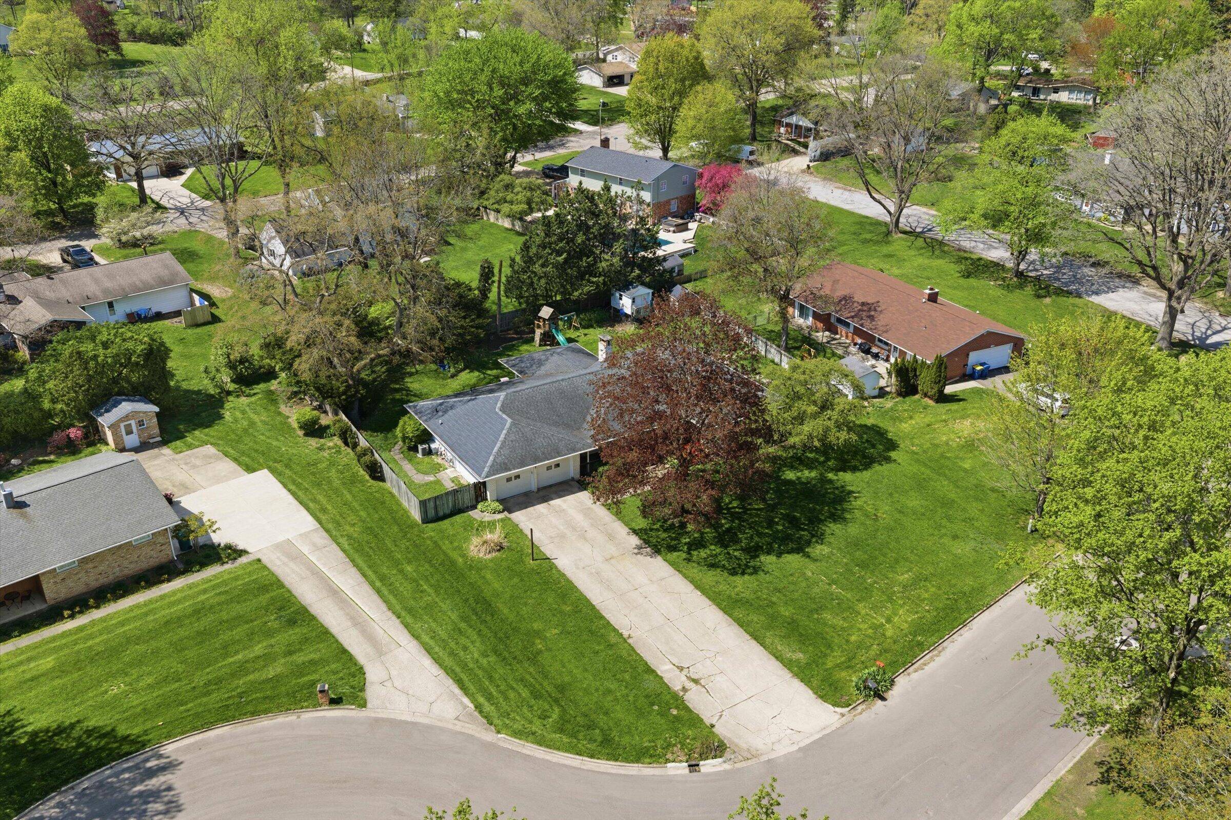 1114 Miami RD, Niles City, MI 49120