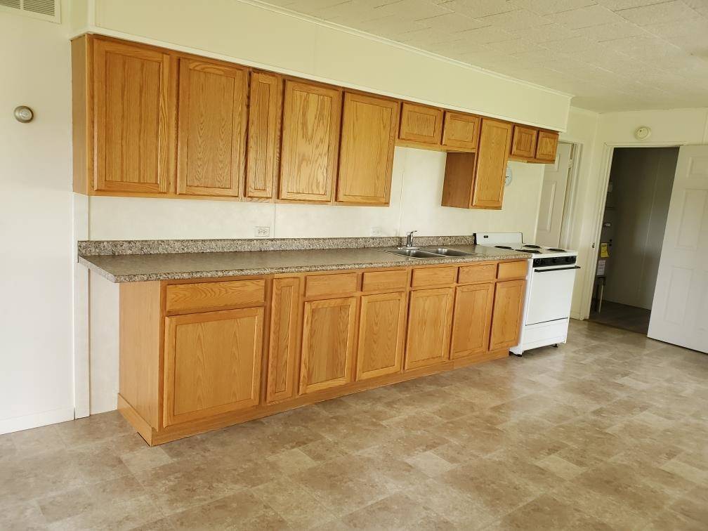 1960 S Winn RD, Deerfield Twp, MI 48858