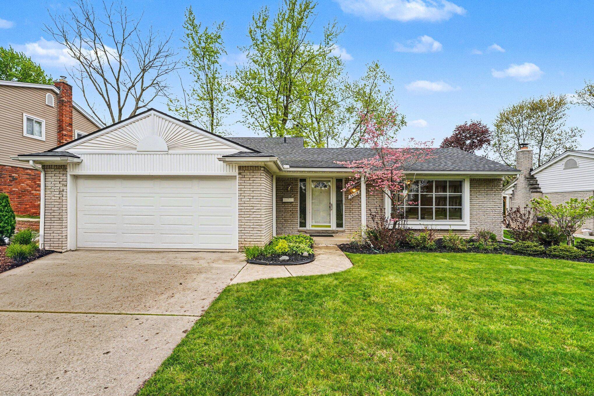 36716 Rayburn, Livoniacity_wayne, MI 48154