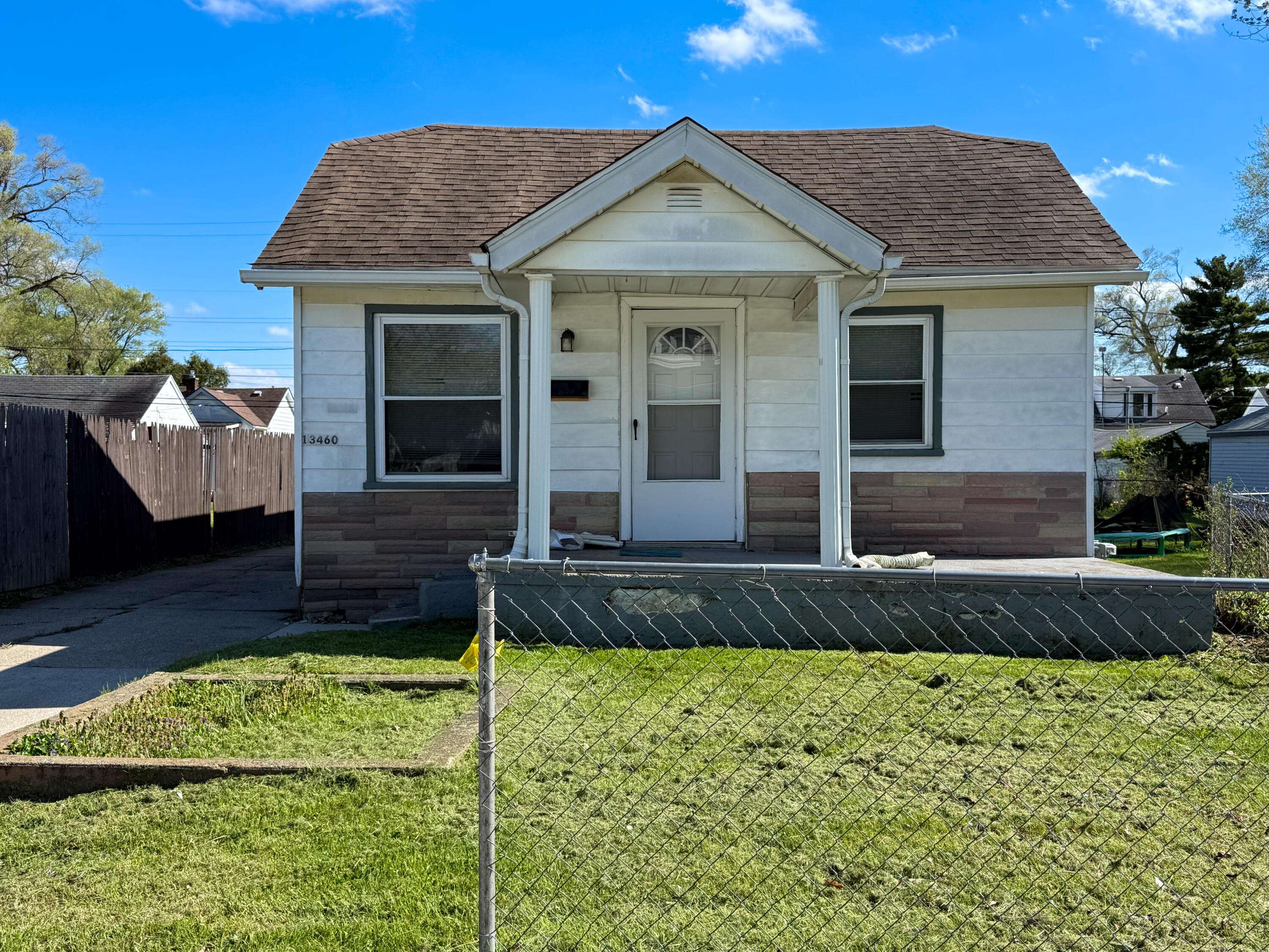 13460 Georgiana AVE, Warrencity_macomb, MI 48089
