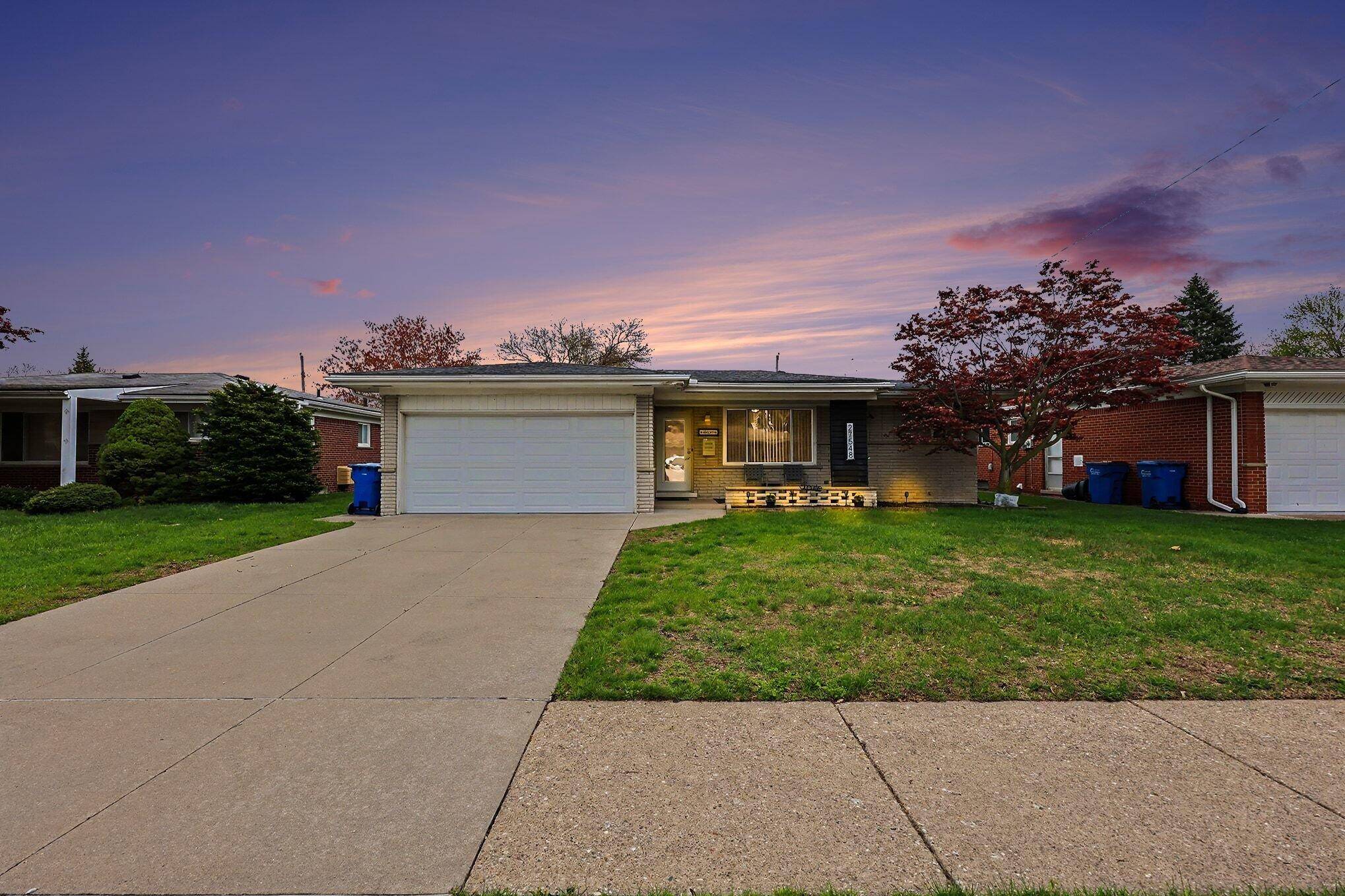 27548 Bonnie DR, Warrencity_macomb, MI 48093
