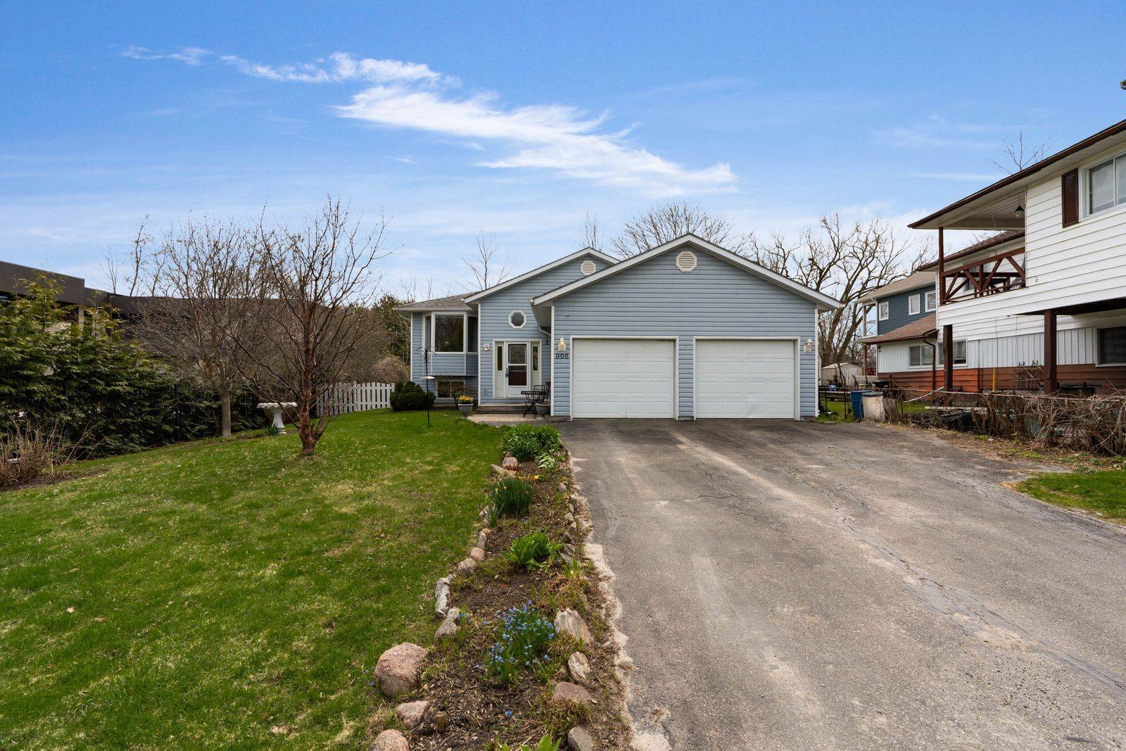 996 Arnold ST, Innisfil, ON L0L 1W0