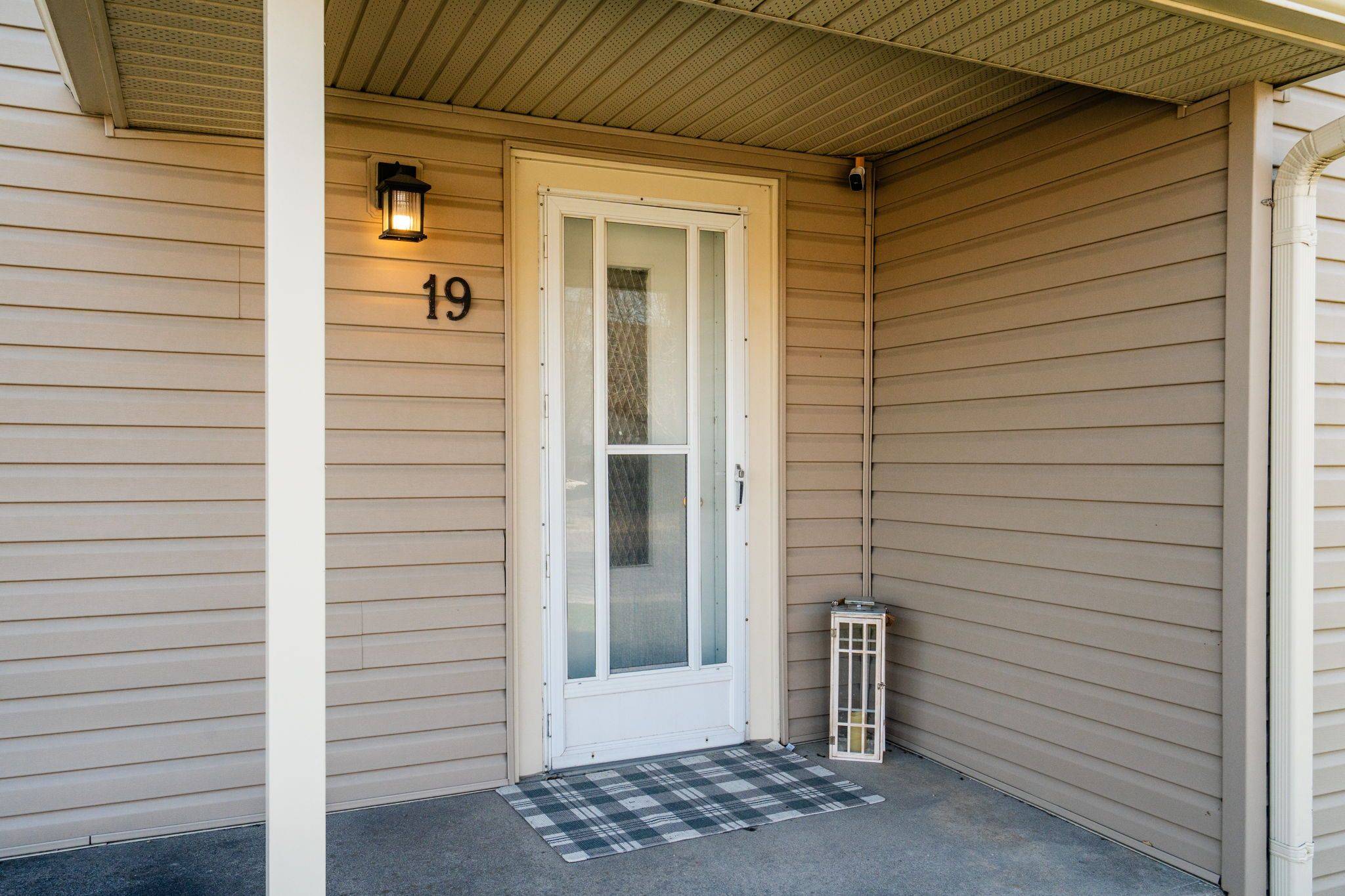 19 Yonge ST S, Springwater, ON L0L 1P0