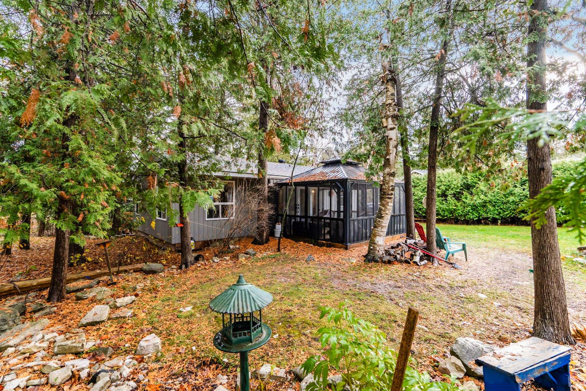 33 Gloucester GRV, Tay, ON L0K 1R0