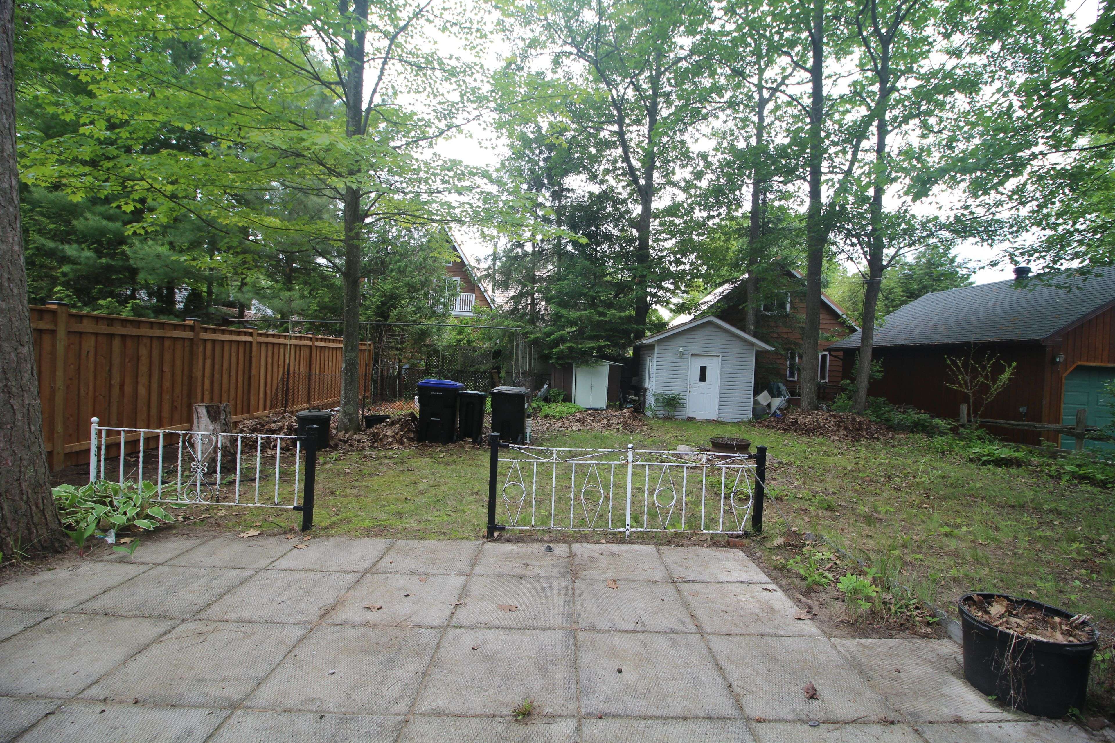 126 Woodward DR, Tiny, ON L0L 2J0
