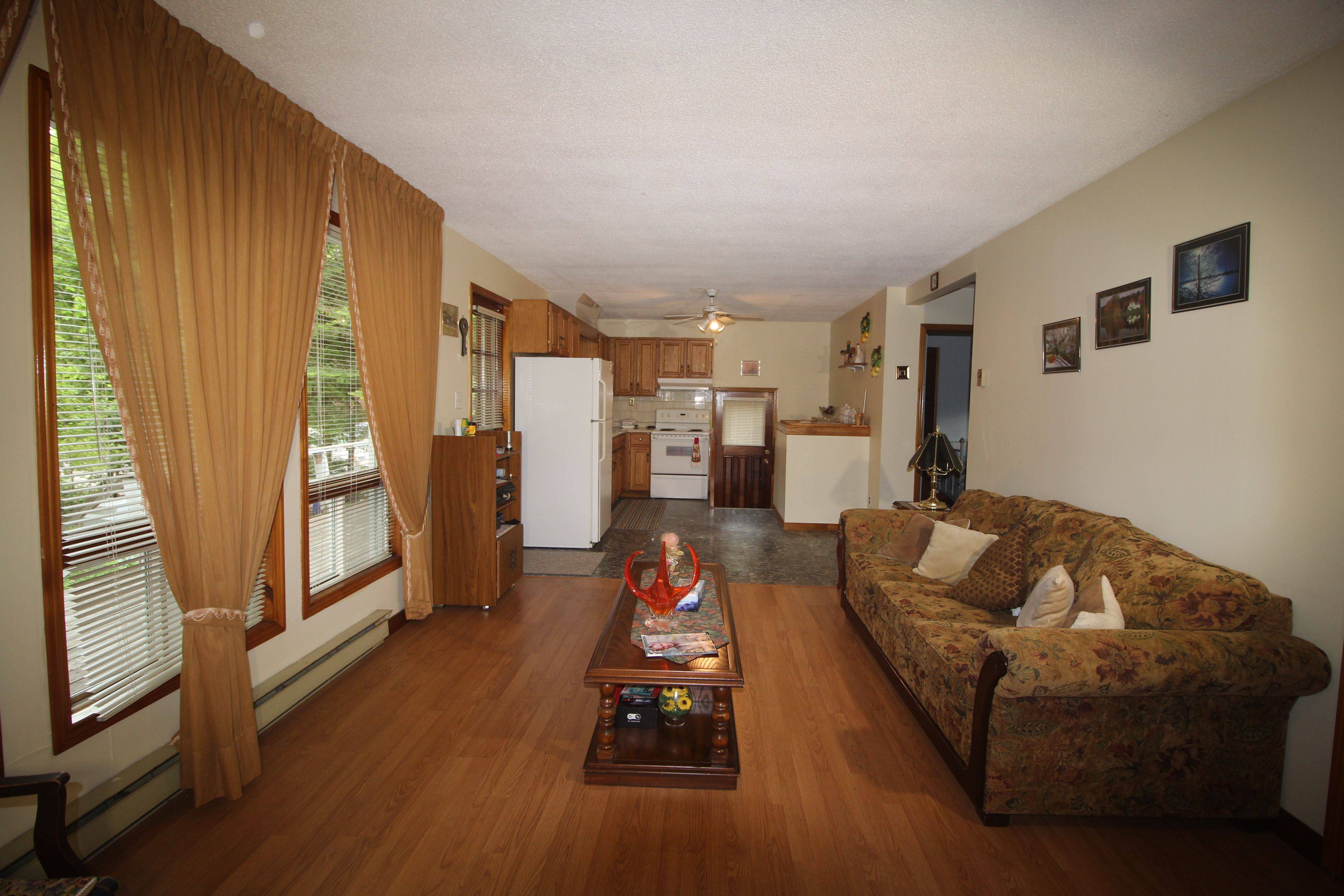 126 Woodward DR, Tiny, ON L0L 2J0