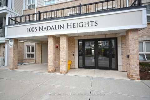 1005 Nadalin HTS #207, Milton, ON L9T 8R4