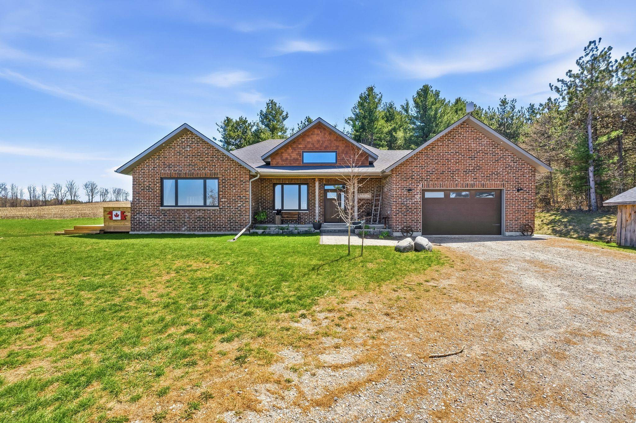 63 Hansen RD, Brighton, ON K0K 1H0