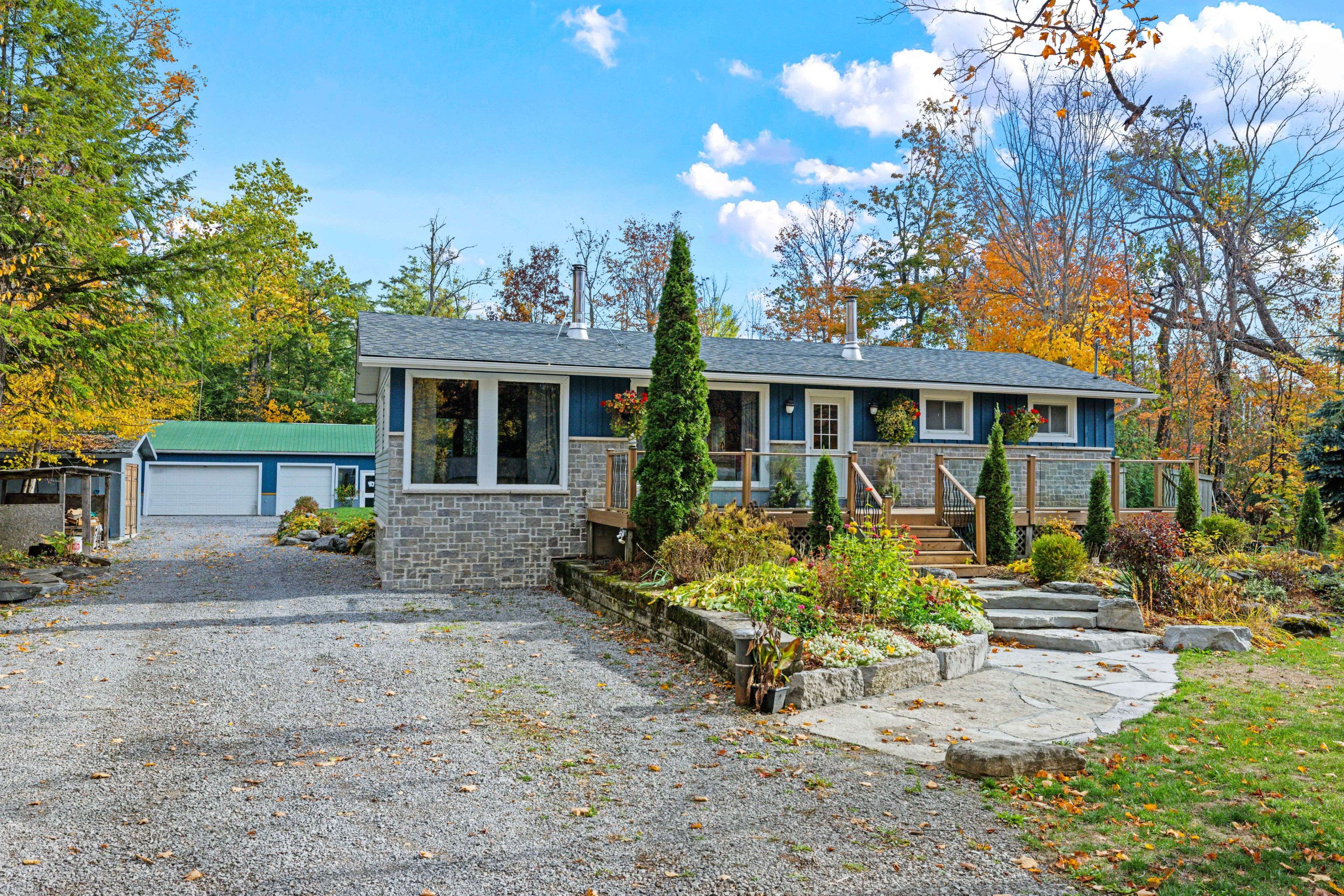 25 Sugarbush BLVD, Trent Lakes, ON K0L 1J0